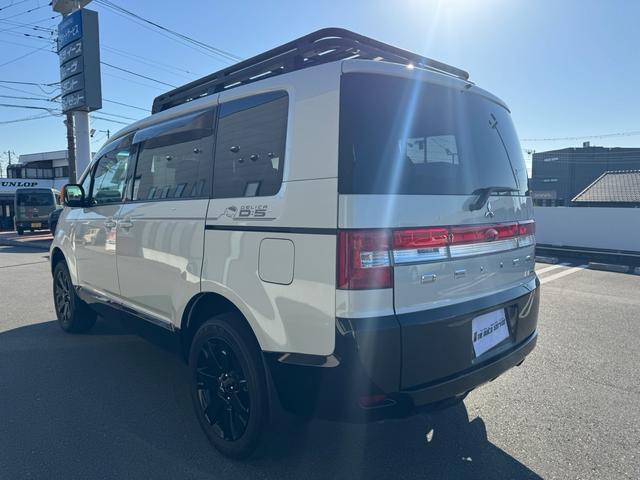 デリカＤ：５ アクティブギア　キーフリー　ルーフキャリア　カロッツェリアフルセグナビ　バックモニター　Ｂｌｕｅｔｏｏｔｈ　ＣＤ／ＤＶＤフリップダウンモニター（14枚目）