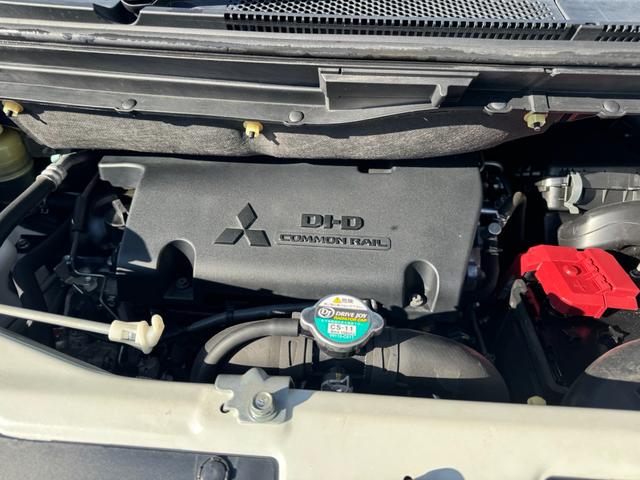 デリカＤ：５ アクティブギア　キーフリー　ルーフキャリア　カロッツェリアフルセグナビ　バックモニター　Ｂｌｕｅｔｏｏｔｈ　ＣＤ／ＤＶＤフリップダウンモニター（48枚目）