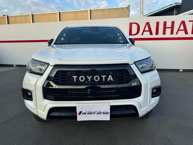 ハイラックス Ｚ　ＧＲスポーツ　ＴＲＤ純正キャノピー　ディスプレイオーディオ　後席モニター×２　パノラミックビューモニター　社外デジタルインナーミラー　キーフリー　プッシュスタート（2枚目）