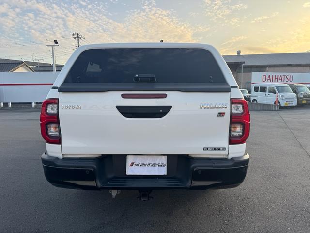 ハイラックス Ｚ　ＧＲスポーツ　ＴＲＤ純正キャノピー　ディスプレイオーディオ　後席モニター×２　パノラミックビューモニター　社外デジタルインナーミラー　キーフリー　プッシュスタート（15枚目）