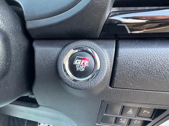 ハイラックス Ｚ　ＧＲスポーツ　ＴＲＤ純正キャノピー　ディスプレイオーディオ　後席モニター×２　パノラミックビューモニター　社外デジタルインナーミラー　キーフリー　プッシュスタート（26枚目）