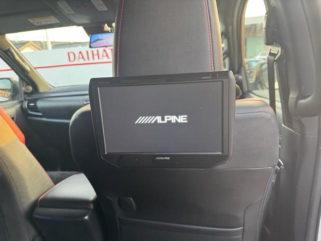 ハイラックス Ｚ　ＧＲスポーツ　ＴＲＤ純正キャノピー　ディスプレイオーディオ　後席モニター×２　パノラミックビューモニター　社外デジタルインナーミラー　キーフリー　プッシュスタート（39枚目）