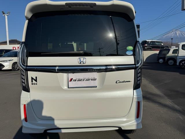 Ｎ－ＢＯＸカスタム Ｇ・Ｌターボホンダセンシング　キーフリー　プッシュスタート　カロッツェリアフルセグナビ　ＴＶ／ＣＤ／ＤＶＤ／Ｂｌｕｅｔｏｏｔｈ／バックモニター／ビルトインＥＴＣ（12枚目）