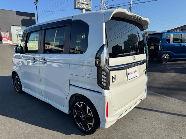 Ｎ－ＢＯＸカスタム Ｇ・Ｌターボホンダセンシング　キーフリー　プッシュスタート　カロッツェリアフルセグナビ　ＴＶ／ＣＤ／ＤＶＤ／Ｂｌｕｅｔｏｏｔｈ／バックモニター／ビルトインＥＴＣ（13枚目）