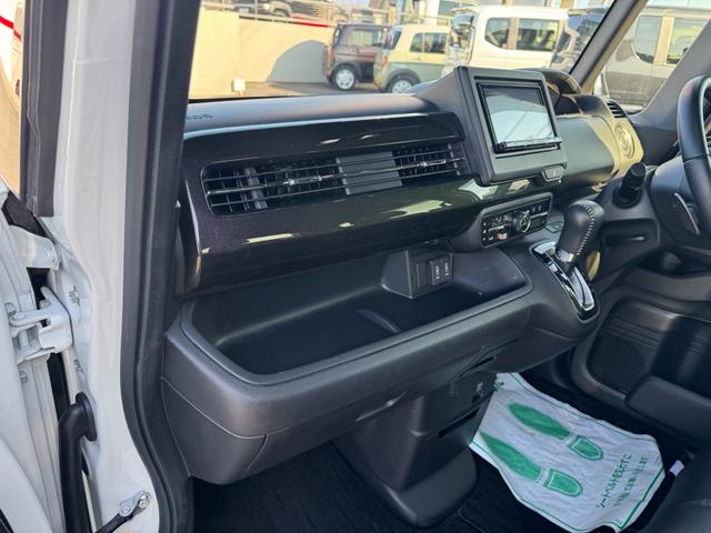 Ｎ－ＢＯＸカスタム Ｇ・Ｌターボホンダセンシング　キーフリー　プッシュスタート　カロッツェリアフルセグナビ　ＴＶ／ＣＤ／ＤＶＤ／Ｂｌｕｅｔｏｏｔｈ／バックモニター／ビルトインＥＴＣ（36枚目）