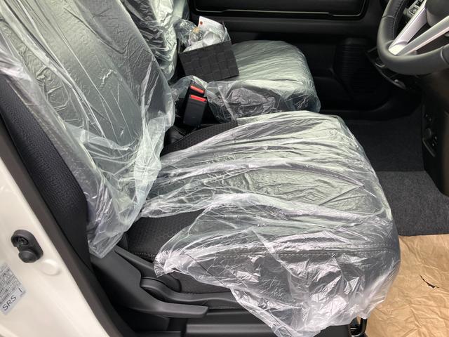 ハスラー タフワイルド 届出済未使用車 ブラックフロントグリル ブラックメタリックホイール ルーフレール 撥水シート セーフティーサポート(22枚目)