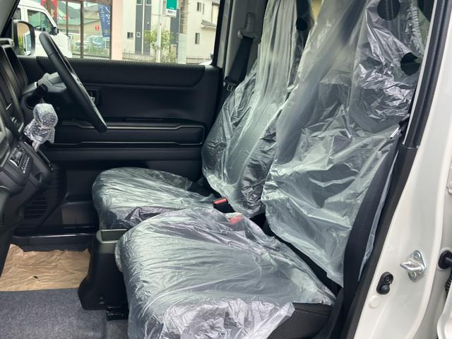 ハスラー タフワイルド 届出済未使用車 ブラックフロントグリル ブラックメタリックホイール ルーフレール 撥水シート セーフティーサポート(42枚目)