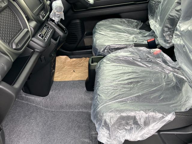 ハスラー タフワイルド 届出済未使用車 ブラックフロントグリル ブラックメタリックホイール ルーフレール 撥水シート セーフティーサポート(43枚目)