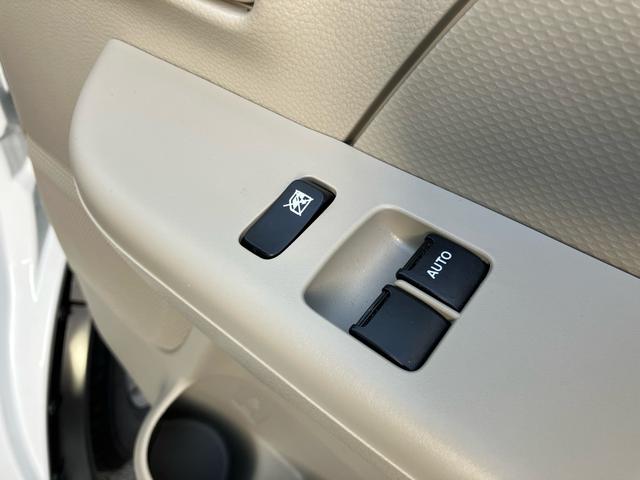 エブリイ ＰＡリミテッド　パートタイム４ＷＤ　ＣＶＴ　デュアルカメラブレーキサポート　セーフティーサポート　　キーレスエントリー　当店デモカー（18枚目）