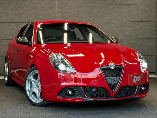 ジュリエッタ ヴェローチェ　１７５０　ＴＢＩ　純正ナビ　スポーツマフラー　ダウンサス　ＥＴＣ　ｄ／ｎ／ａシステム　前後ドラレコ　スロットルコントローラ　シートヒーター　パワーシート　バックカメラ　本革シート　クルーズコントロール　オートエアコン（5枚目）