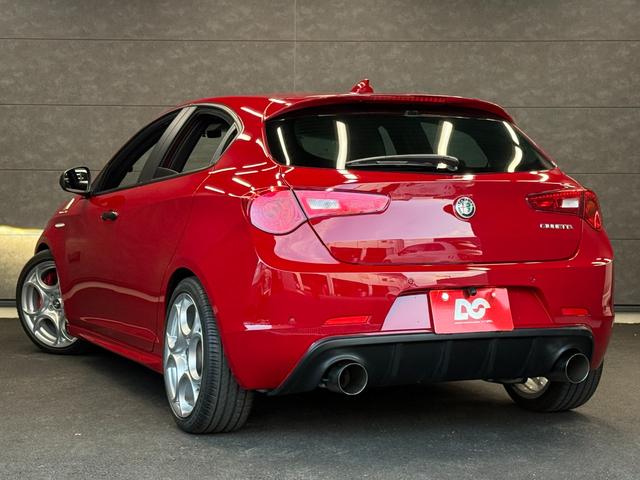 ジュリエッタ ヴェローチェ　１７５０　ＴＢＩ　純正ナビ　スポーツマフラー　ダウンサス　ＥＴＣ　ｄ／ｎ／ａシステム　前後ドラレコ　スロットルコントローラ　シートヒーター　パワーシート　バックカメラ　本革シート　クルーズコントロール　オートエアコン（30枚目）