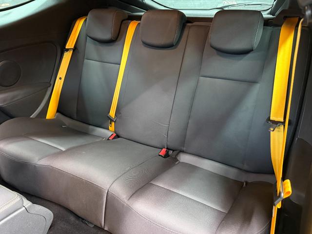 ■後部座席も気になるようなキズ・汚れやへたり等、大きなダメージはなく、良好な状態です。また、ご納車前には室内クリーニングを実施致します。別途シートコーティングもご用命頂けます。