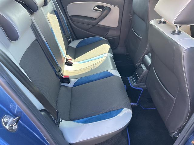 VOLKSWAGEN POLO BLUE GT