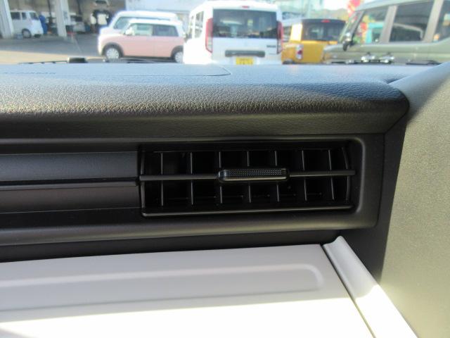 スペーシア ＨＹＢＲＩＤ　Ｇ　２型　ナビ　衝突被害軽減ブレーキ　後退時ブレーキサポート　アイドリングストップ　エンジンプッシュスタート　オートエアコン　オートライトスイッチ（25枚目）