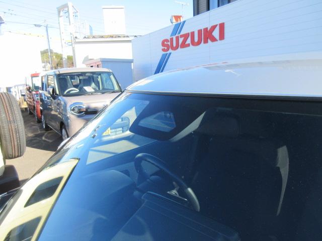 スイフト ＸＧ　衝突被害軽減ブレーキ　後退時ブレーキサポート　ＬＥＤヘッドランプ　電動格納式リモコンドアミラー　タコメーター　運転席助手席シートヒーター　オートライトスイッチ　クルーズコントロール（4枚目）