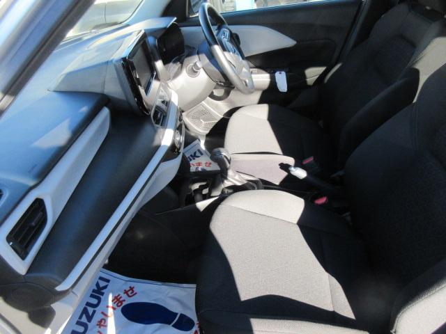 スイフト ＸＧ　衝突被害軽減ブレーキ　後退時ブレーキサポート　ＬＥＤヘッドランプ　電動格納式リモコンドアミラー　タコメーター　運転席助手席シートヒーター　オートライトスイッチ　クルーズコントロール（18枚目）