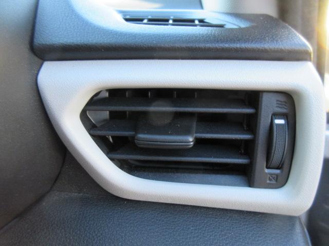 スイフト ＸＧ　衝突被害軽減ブレーキ　後退時ブレーキサポート　ＬＥＤヘッドランプ　電動格納式リモコンドアミラー　タコメーター　運転席助手席シートヒーター　オートライトスイッチ　クルーズコントロール（49枚目）