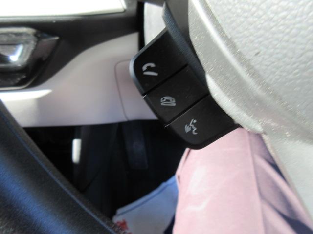 スイフト ＸＧ　衝突被害軽減ブレーキ　後退時ブレーキサポート　ＬＥＤヘッドランプ　電動格納式リモコンドアミラー　タコメーター　運転席助手席シートヒーター　オートライトスイッチ　クルーズコントロール（71枚目）