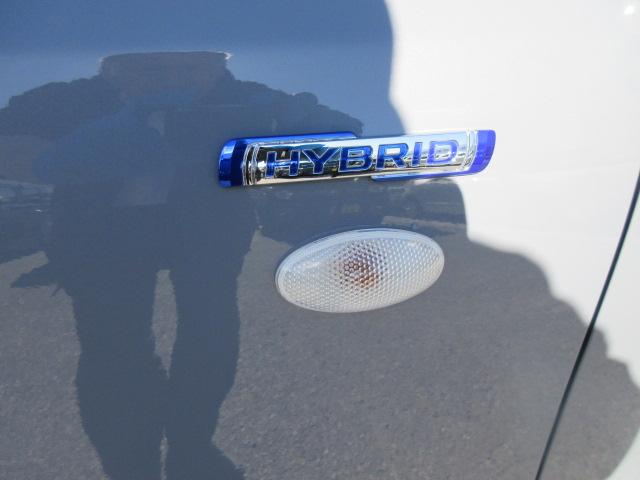 アルト ＨＹＢＲＩＤ　Ｓ　３型　衝突被害軽減ブレーキ　後退時ブレーキサポート　オートライトスイッチ　ステアリングオーディオスイッチ　運転席シートヒーター　アイドリングストップ（10枚目）