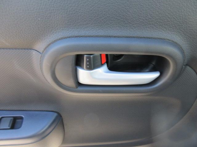 アルト ＨＹＢＲＩＤ　Ｓ　３型　衝突被害軽減ブレーキ　後退時ブレーキサポート　オートライトスイッチ　ステアリングオーディオスイッチ　運転席シートヒーター　アイドリングストップ（15枚目）