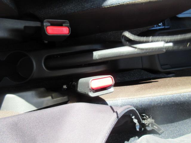 アルト ＨＹＢＲＩＤ　Ｓ　３型　衝突被害軽減ブレーキ　後退時ブレーキサポート　オートライトスイッチ　ステアリングオーディオスイッチ　運転席シートヒーター　アイドリングストップ（61枚目）