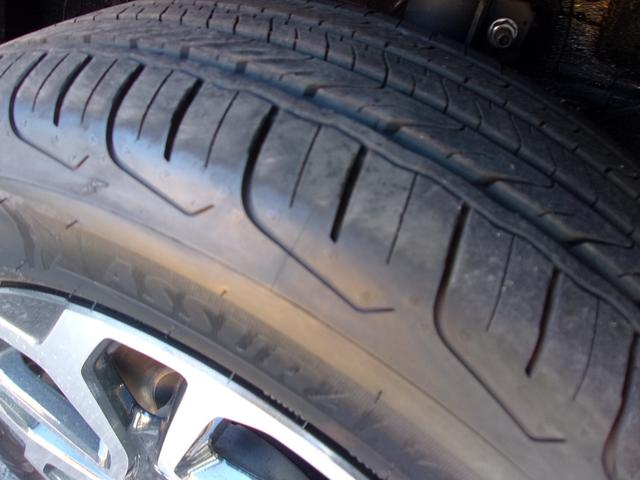 フロンクス １型　衝突被害軽減ブレーキ　キーレスエントリー　キーレスプッシュスタートシステム　パワーウインドー　オートエアコン　衝突安全ボディ　電動格納ドアミラー（18枚目）