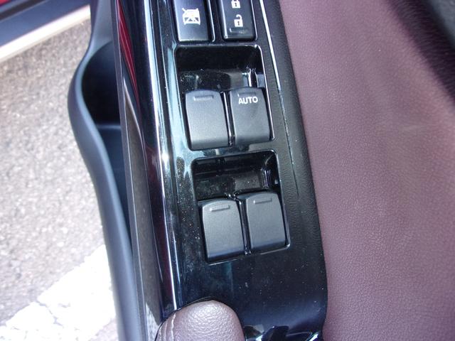 フロンクス １型　衝突被害軽減ブレーキ　キーレスエントリー　キーレスプッシュスタートシステム　パワーウインドー　オートエアコン　衝突安全ボディ　電動格納ドアミラー（27枚目）