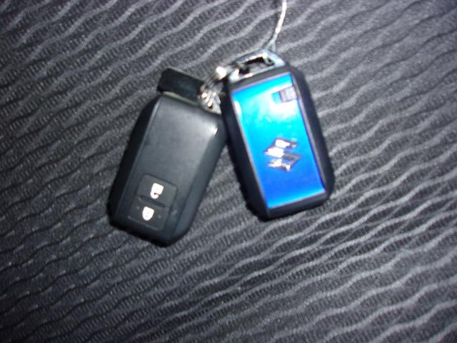 ハスラー ＨＹＢＲＩＤ　Ｘ　３型　衝突被害軽減ブレーキ　キーレスエントリー　キーレスプッシュスタートシステム　パワーウインドー　オートエアコン　衝突安全ボディ　電動格納ドアミラー（31枚目）