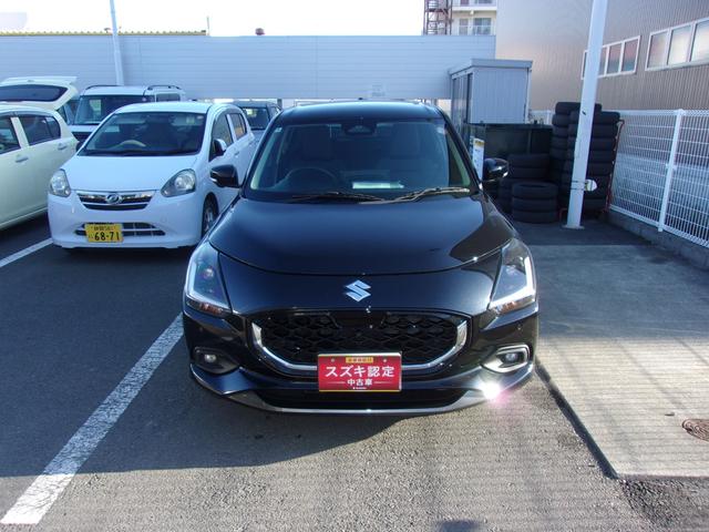 スイフト ＨＹＢＲＩＤ　ＭＺ　衝突被害軽減ブレーキ　キーレスエントリー　キーレスプッシュスタートシステム　パワーウインドー　オートエアコン　衝突安全ボディ　電動格納ドアミラー（4枚目）