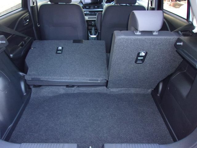 スイフト ＨＹＢＲＩＤ　ＭＺ　衝突被害軽減ブレーキ　キーレスエントリー　キーレスプッシュスタートシステム　パワーウインドー　オートエアコン　衝突安全ボディ　電動格納ドアミラー（9枚目）