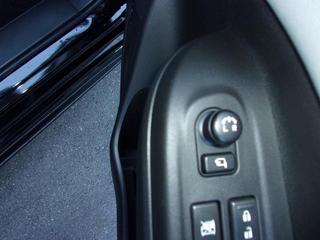 スイフト ＨＹＢＲＩＤ　ＭＺ　衝突被害軽減ブレーキ　キーレスエントリー　キーレスプッシュスタートシステム　パワーウインドー　オートエアコン　衝突安全ボディ　電動格納ドアミラー（29枚目）