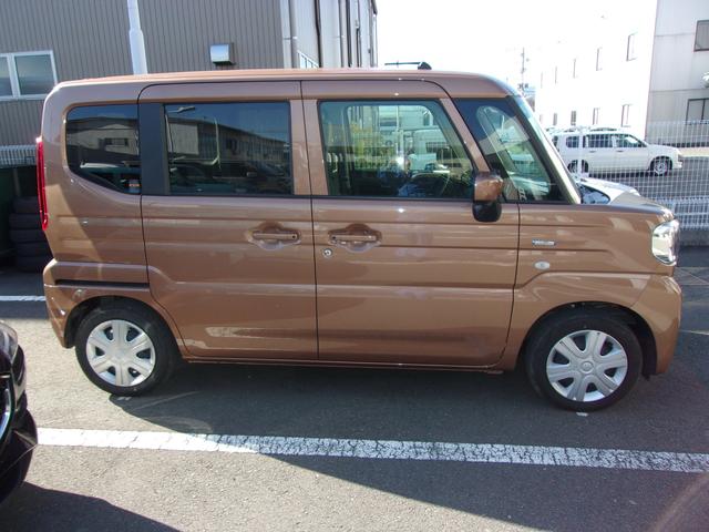 スペーシア ＨＹＢＲＩＤ　Ｘ　衝突被害軽減ブレーキ　キーレスエントリー　キーレスプッシュスタートシステム　パワーウインドー　オートエアコン　衝突安全ボディ　電動格納ドアミラー（5枚目）