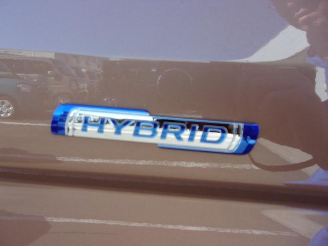 スペーシア ＨＹＢＲＩＤ　Ｘ　衝突被害軽減ブレーキ　キーレスエントリー　キーレスプッシュスタートシステム　パワーウインドー　オートエアコン　衝突安全ボディ　電動格納ドアミラー（19枚目）