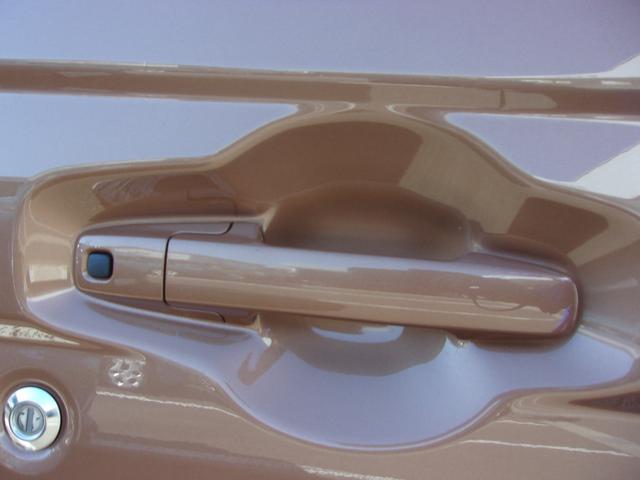 スペーシア ＨＹＢＲＩＤ　Ｘ　衝突被害軽減ブレーキ　キーレスエントリー　キーレスプッシュスタートシステム　パワーウインドー　オートエアコン　衝突安全ボディ　電動格納ドアミラー（21枚目）
