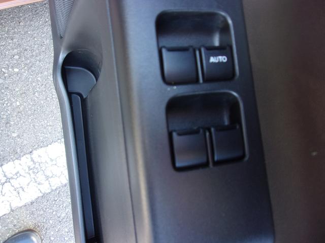 スペーシア ＨＹＢＲＩＤ　Ｘ　衝突被害軽減ブレーキ　キーレスエントリー　キーレスプッシュスタートシステム　パワーウインドー　オートエアコン　衝突安全ボディ　電動格納ドアミラー（29枚目）