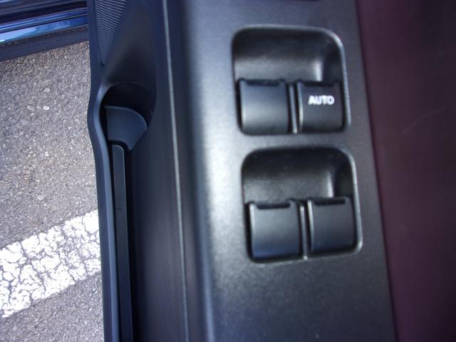 スペーシアカスタム カスタム　ＨＹＢＲＩＤ　ＸＳターボ　衝突被害軽減ブレーキ　キーレスエントリー　キーレスプッシュスタートシステム　パワーウインドー　オートエアコン　衝突安全ボディ　電動格納ドアミラー（29枚目）