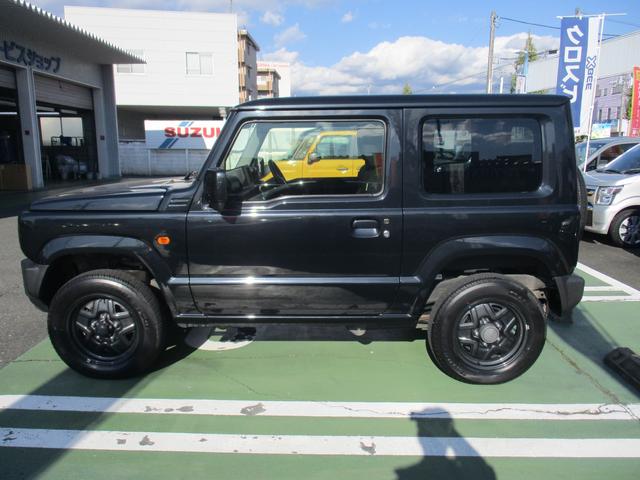 ジムニー ＸＬ　衝突被害軽減ブレーキ　オートライト　プッシュスタート　シートヒーター　オートエアコン　衝突被害軽減システム　横滑り防止機能　衝突安全ボディ　４ＷＤ（9枚目）