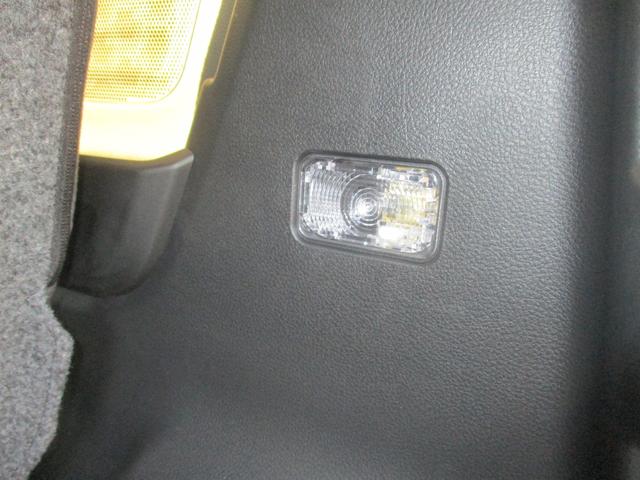 スペーシア HYBRID X 衝突被害軽減ブレーキ オートライト Bluetooth 後席両側パワースライドドア 純正ナビ プッシュスタート シートヒーター オートエアコン スズキセーフティーサポート LEDヘッドランプ アイドリングストップ(28枚目)