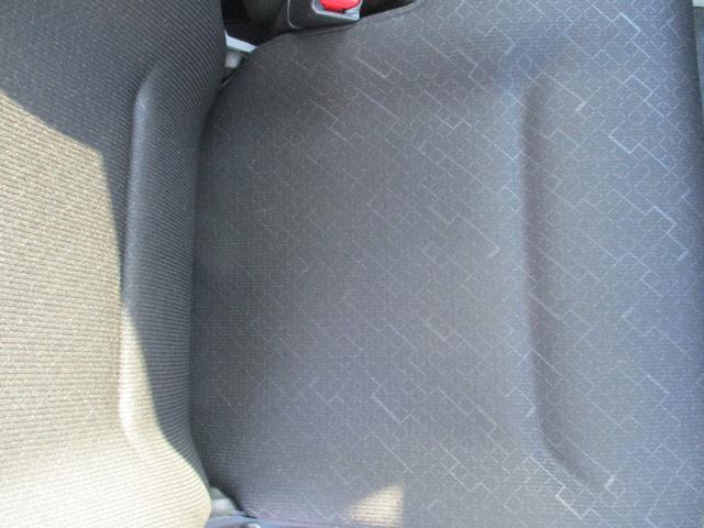 ワゴンR FX 4型 衝突被害軽減ブレーキ オートライト プッシュスタート シートヒーター オートエアコン リアパーキングセンサー CDステレオ 横滑り防止機能 衝突安全ボディ 盗難防止システム(32枚目)