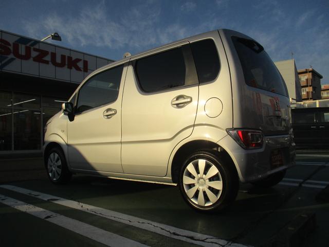 ワゴンR FX 4型 衝突被害軽減ブレーキ オートライト プッシュスタート シートヒーター オートエアコン リアパーキングセンサー CDステレオ 衝突被害軽減システム 横滑り防止機能 衝突安全ボディ 盗難防止システム(8枚目)