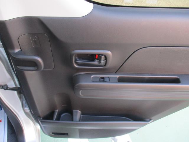 ワゴンR FX 4型 衝突被害軽減ブレーキ オートライト プッシュスタート シートヒーター オートエアコン リアパーキングセンサー CDステレオ 衝突被害軽減システム 横滑り防止機能 衝突安全ボディ 盗難防止システム(26枚目)