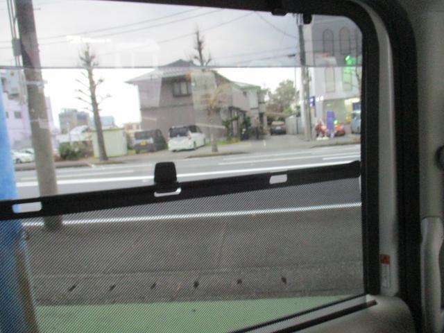 スペーシア ＨＹＢＲＩＤ　Ｘ　２型　衝突被害軽減ブレーキ　全方位モニターカメラ　オートライト　Ｂｌｕｅｔｏｏｔｈ　スライドドア　８インチ純正ナビ　プッシュスタート　シートヒーター　オートエアコン　ＥＴＣ　リアパーキングセンサー　アイドリングストップ（32枚目）