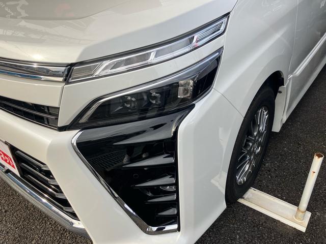 ヴォクシー ZS 煌II 9インチナビTV 両側オートスライドドア 12インチフリップダウンモニター トヨタセーフティセンス LEDヘッドライト バックガイドモニター ETC クルーズコントロール キャプテンシート キーフリー(7枚目)
