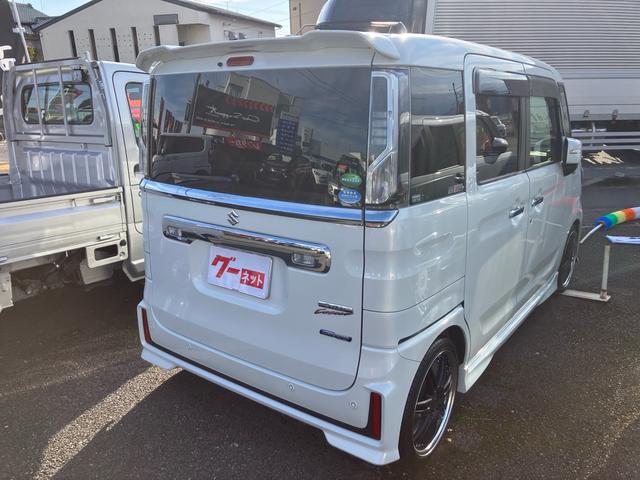 スペーシアカスタム ハイブリッドＸＳターボ　社外フローティングナビフルセグＴＶ　ＤＶＤ　ブルートゥース　サブウーファー　全方位カメラ　ＲＳＲダウンサス　両側オートスライドドア　社外１６インチアルミ　ドライブレコーダー　キーフリー（10枚目）