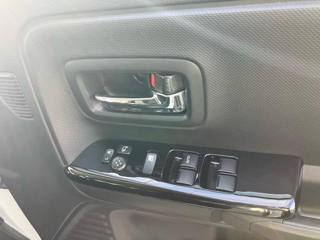 スペーシアカスタム ハイブリッドＸＳターボ　社外フローティングナビフルセグＴＶ　ＤＶＤ　ブルートゥース　サブウーファー　全方位カメラ　ＲＳＲダウンサス　両側オートスライドドア　社外１６インチアルミ　ドライブレコーダー　キーフリー（22枚目）