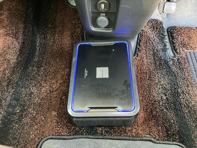 スペーシアカスタム ハイブリッドＸＳターボ　社外フローティングナビフルセグＴＶ　ＤＶＤ　ブルートゥース　サブウーファー　全方位カメラ　ＲＳＲダウンサス　両側オートスライドドア　社外１６インチアルミ　ドライブレコーダー　キーフリー（39枚目）