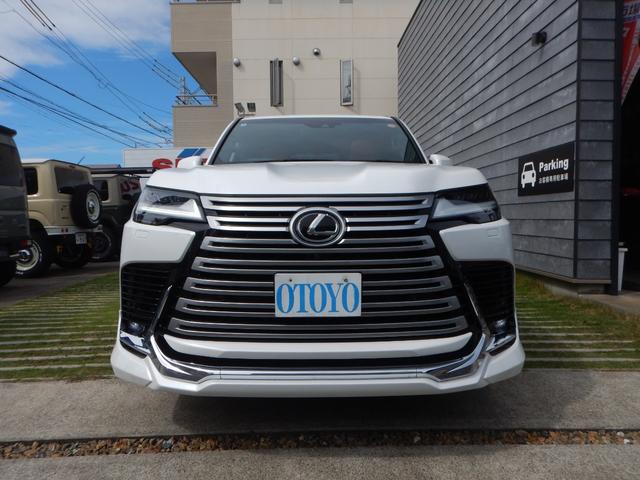 ＬＸ ＬＸ６００　エグゼクティブ　モデリスタエアロセット　純正ナビ　ディスクプレイヤー　リアエンター　デジタルミラー　マークレビンソン　ＥＴＣ２．０　サンルーフ　本革シート　パンテーラセキュリティ　ルーフレール　禁煙車　ワンオーナー（2枚目）