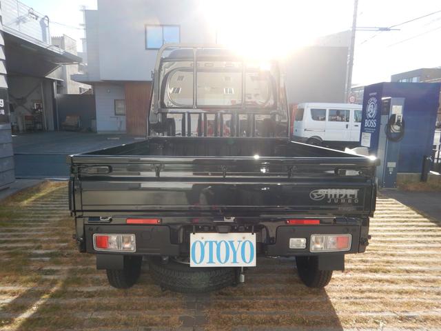 ハイゼットトラック ジャンボエクストラ 届出済未使用車 4WD MT車 9インチスマホ連携ディスプレイオーディオ バックカメラ デジタルインナーミラー LEDヘッドライト スマートキー 荷台LED作業灯(6枚目)