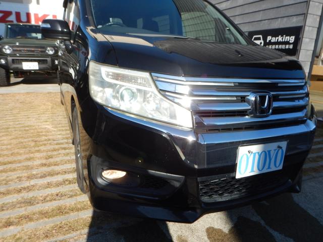 ステップワゴンスパーダ Z 純正8インチナビ フルセグTV バックカメラ ドラレコ前後 ETC 両側電動スライドドア HIDヘッドライト スマートキー クルーズコントロール 禁煙車 ワンオーナー 8人乗り(9枚目)