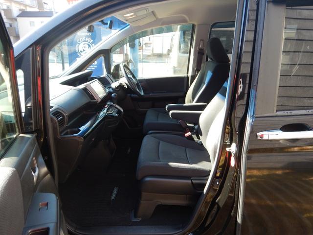 ステップワゴンスパーダ Z 純正8インチナビ フルセグTV バックカメラ ドラレコ前後 ETC 両側電動スライドドア HIDヘッドライト スマートキー クルーズコントロール 禁煙車 ワンオーナー 8人乗り(14枚目)